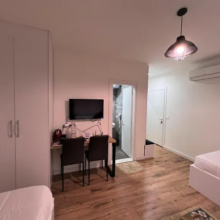 Grand Park & Bllok Area Hotel apartamentowy Tirana