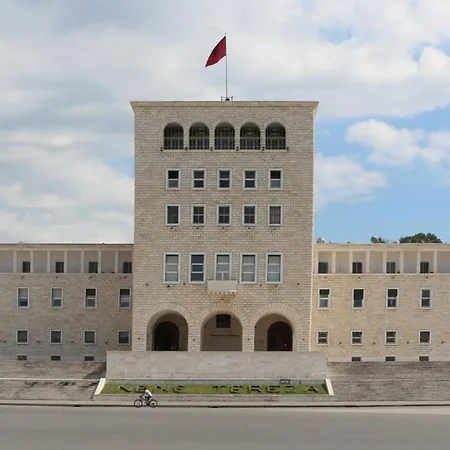 Grand Park & Bllok Area Aparthotel 3*